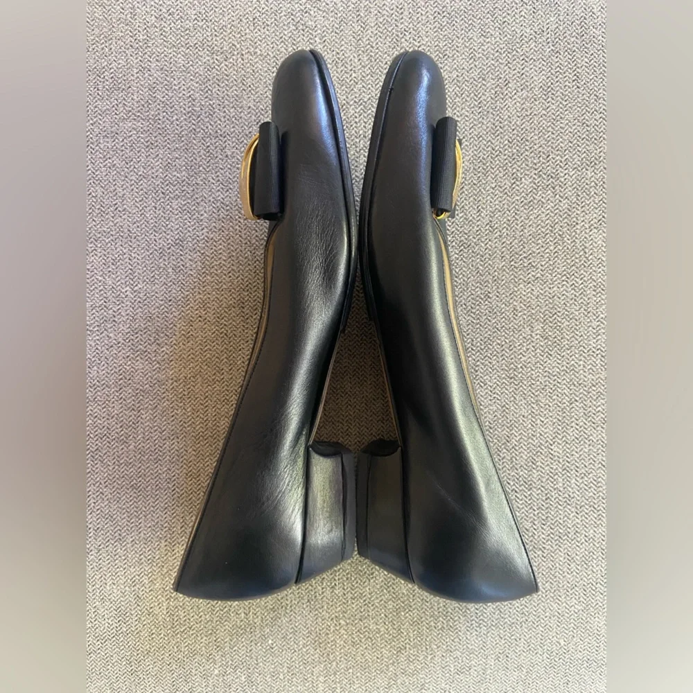 Bally Black and Gold Bow Heels Pumps - Picture 2 of 6